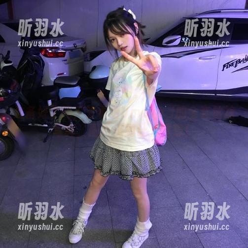 准备好了吗？来看看Umeko J的全套丝袜写真，图片美到让人窒息！